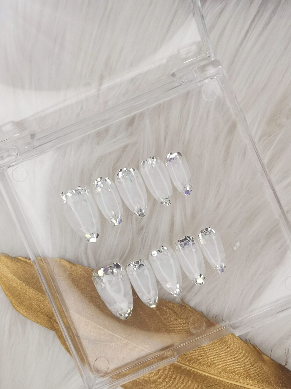 Frozen-in-Pink-Press-on-Nails-Handmade-Nails-Fake-Nails-hmn012