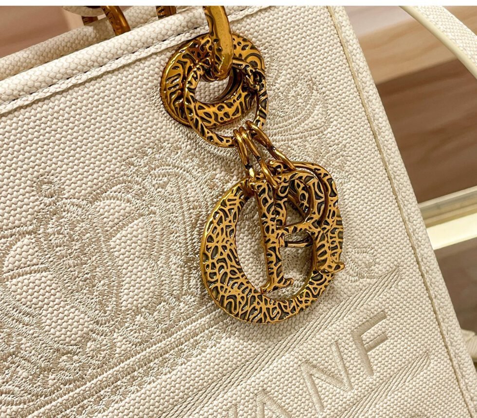 Leather Embroidered Princess Bag Women's Crossbody Shoulder Handbag-bag010-e