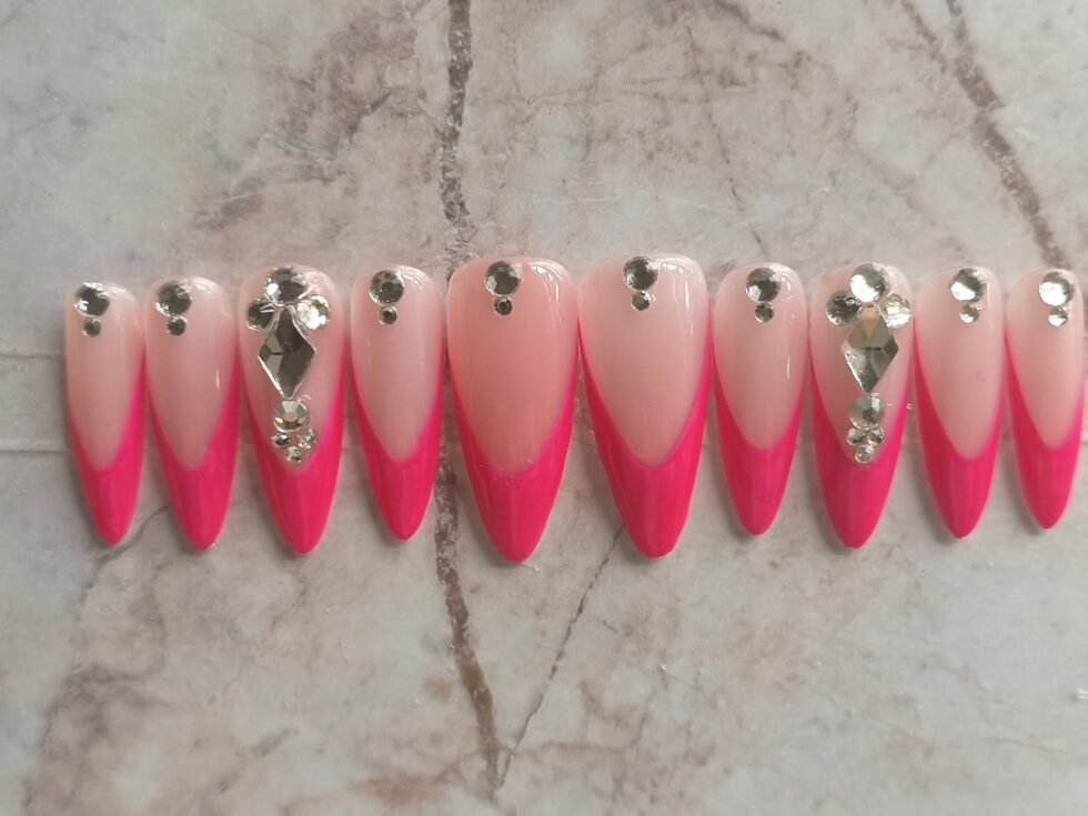 Pretty-in-Pink-Press-on-Nails-Handmade-Nails-Fake-Nails