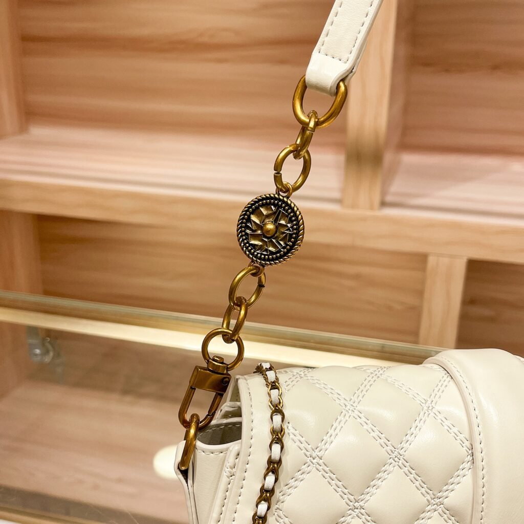Summer New High-grade Sense Light Luxury Chain Underarm Bag Women All Shoulder Crossbody Bag107-f